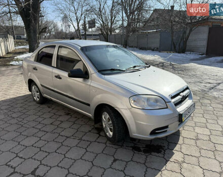 Серый Шевроле Авео, объемом двигателя 1.5 л и пробегом 440 тыс. км за 2500 $, фото 2 на Automoto.ua