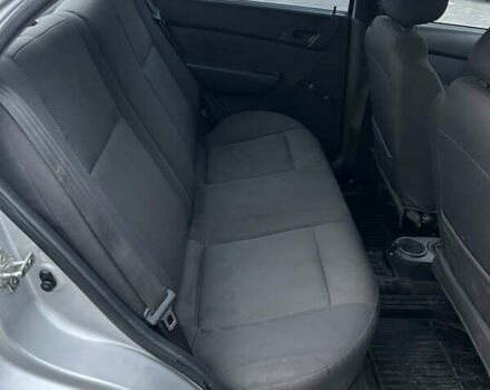 Серый Шевроле Авео, объемом двигателя 1.5 л и пробегом 191 тыс. км за 2999 $, фото 9 на Automoto.ua