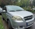 Серый Шевроле Авео, объемом двигателя 1.5 л и пробегом 264 тыс. км за 2900 $, фото 1 на Automoto.ua