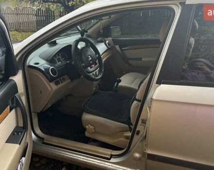 Сірий Шевроле Авео, об'ємом двигуна 1.6 л та пробігом 160 тис. км за 4200 $, фото 7 на Automoto.ua