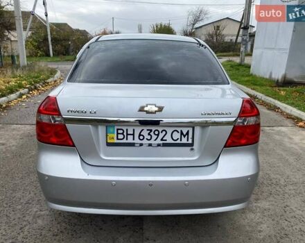 Серый Шевроле Авео, объемом двигателя 1.6 л и пробегом 180 тыс. км за 3500 $, фото 2 на Automoto.ua