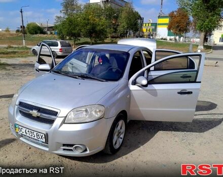 Серый Шевроле Авео, объемом двигателя 1.5 л и пробегом 315 тыс. км за 3700 $, фото 3 на Automoto.ua