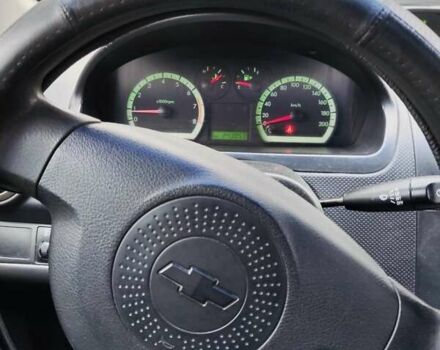 Серый Шевроле Авео, объемом двигателя 1.5 л и пробегом 243 тыс. км за 3600 $, фото 1 на Automoto.ua