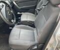 Серый Шевроле Авео, объемом двигателя 1.5 л и пробегом 210 тыс. км за 3800 $, фото 5 на Automoto.ua