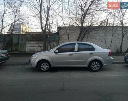 Серый Шевроле Авео, объемом двигателя 1.5 л и пробегом 300 тыс. км за 3800 $, фото 3 на Automoto.ua