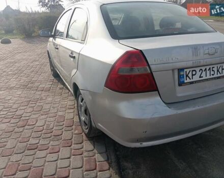Сірий Шевроле Авео, об'ємом двигуна 1.5 л та пробігом 322 тис. км за 2300 $, фото 6 на Automoto.ua