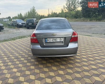 Серый Шевроле Авео, объемом двигателя 1.5 л и пробегом 320 тыс. км за 2300 $, фото 3 на Automoto.ua