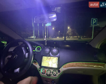Сірий Шевроле Авео, об'ємом двигуна 1.6 л та пробігом 234 тис. км за 4300 $, фото 15 на Automoto.ua