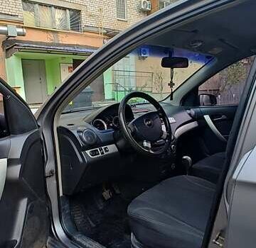 Серый Шевроле Авео, объемом двигателя 1.5 л и пробегом 179 тыс. км за 3200 $, фото 8 на Automoto.ua