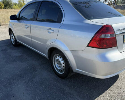 Сірий Шевроле Авео, об'ємом двигуна 1.6 л та пробігом 180 тис. км за 4500 $, фото 5 на Automoto.ua
