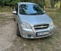 Серый Шевроле Авео, объемом двигателя 1.5 л и пробегом 216 тыс. км за 3300 $, фото 1 на Automoto.ua