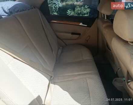 Серый Шевроле Авео, объемом двигателя 1.6 л и пробегом 250 тыс. км за 2900 $, фото 10 на Automoto.ua