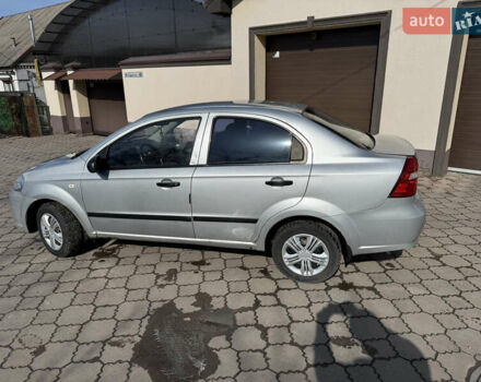 Серый Шевроле Авео, объемом двигателя 1.5 л и пробегом 440 тыс. км за 2500 $, фото 7 на Automoto.ua