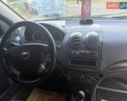 Серый Шевроле Авео, объемом двигателя 1.5 л и пробегом 320 тыс. км за 2300 $, фото 7 на Automoto.ua