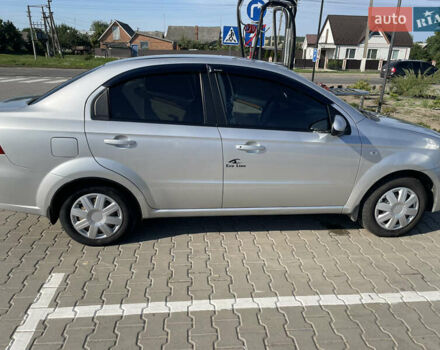 Сірий Шевроле Авео, об'ємом двигуна 1.6 л та пробігом 193 тис. км за 4100 $, фото 8 на Automoto.ua
