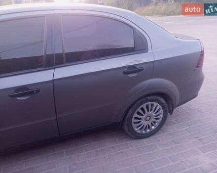 Сірий Шевроле Авео, об'ємом двигуна 1.5 л та пробігом 218 тис. км за 3000 $, фото 25 на Automoto.ua