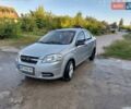 Серый Шевроле Авео, объемом двигателя 1.5 л и пробегом 204 тыс. км за 3200 $, фото 1 на Automoto.ua