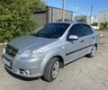 Сірий Шевроле Авео, об'ємом двигуна 1.5 л та пробігом 220 тис. км за 3700 $, фото 1 на Automoto.ua