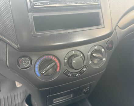 Сірий Шевроле Авео, об'ємом двигуна 1.5 л та пробігом 215 тис. км за 3850 $, фото 7 на Automoto.ua