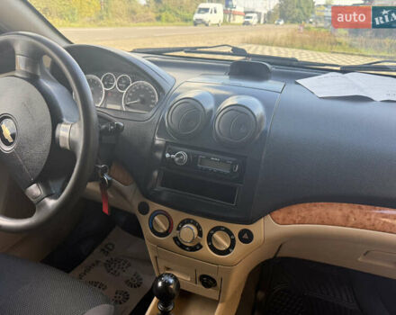 Сірий Шевроле Авео, об'ємом двигуна 1.6 л та пробігом 280 тис. км за 2750 $, фото 7 на Automoto.ua