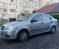 Серый Шевроле Авео, объемом двигателя 1.5 л и пробегом 355 тыс. км за 2500 $, фото 1 на Automoto.ua