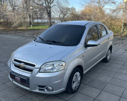 Серый Шевроле Авео, объемом двигателя 1.6 л и пробегом 214 тыс. км за 2700 $, фото 1 на Automoto.ua