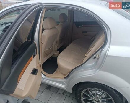 Сірий Шевроле Авео, об'ємом двигуна 1.6 л та пробігом 270 тис. км за 3500 $, фото 12 на Automoto.ua