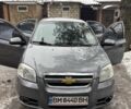 Серый Шевроле Авео, объемом двигателя 1.5 л и пробегом 206 тыс. км за 3999 $, фото 1 на Automoto.ua