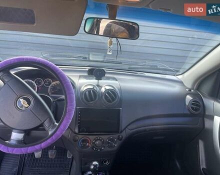 Серый Шевроле Авео, объемом двигателя 1.5 л и пробегом 240 тыс. км за 4400 $, фото 4 на Automoto.ua