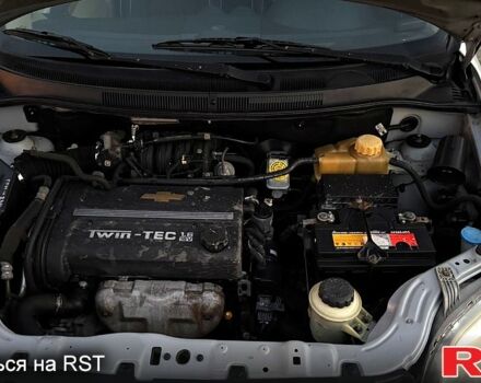 Сірий Шевроле Авео, об'ємом двигуна 1.5 л та пробігом 213 тис. км за 3500 $, фото 3 на Automoto.ua