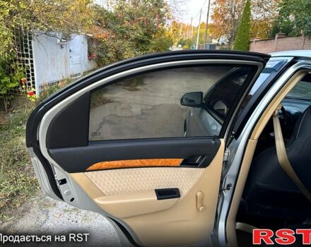 Сірий Шевроле Авео, об'ємом двигуна 1.6 л та пробігом 148 тис. км за 4550 $, фото 10 на Automoto.ua
