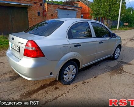 Серый Шевроле Авео, объемом двигателя 1.5 л и пробегом 200 тыс. км за 3750 $, фото 5 на Automoto.ua