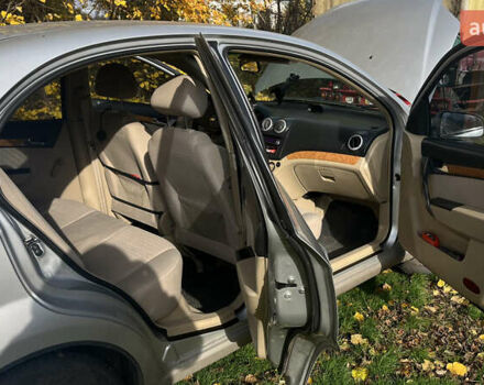 Сірий Шевроле Авео, об'ємом двигуна 1.6 л та пробігом 160 тис. км за 4200 $, фото 4 на Automoto.ua