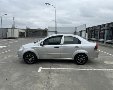 Серый Шевроле Авео, объемом двигателя 1.5 л и пробегом 202 тыс. км за 2950 $, фото 2 на Automoto.ua
