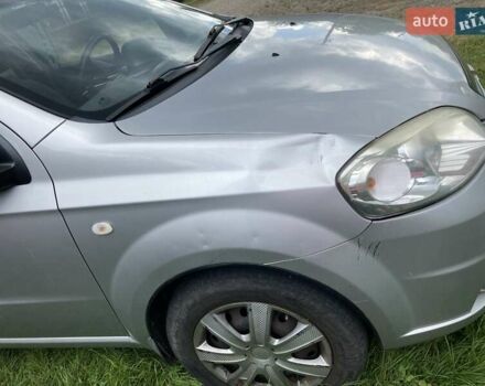 Серый Шевроле Авео, объемом двигателя 1.5 л и пробегом 210 тыс. км за 3800 $, фото 7 на Automoto.ua