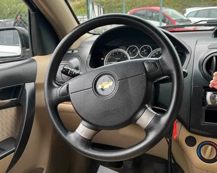 Серый Шевроле Авео, объемом двигателя 1.6 л и пробегом 185 тыс. км за 3499 $, фото 15 на Automoto.ua