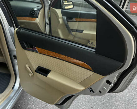 Серый Шевроле Авео, объемом двигателя 1.6 л и пробегом 203 тыс. км за 3700 $, фото 8 на Automoto.ua