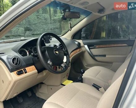 Сірий Шевроле Авео, об'ємом двигуна 1.6 л та пробігом 164 тис. км за 3800 $, фото 21 на Automoto.ua