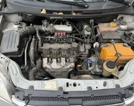 Серый Шевроле Авео, объемом двигателя 1.5 л и пробегом 184 тыс. км за 4200 $, фото 3 на Automoto.ua