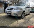 Серый Шевроле Авео, объемом двигателя 1.6 л и пробегом 240 тыс. км за 3200 $, фото 1 на Automoto.ua