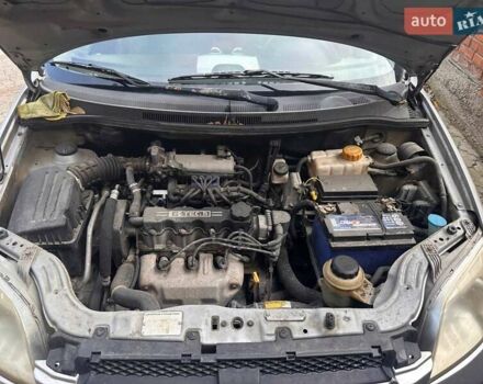 Сірий Шевроле Авео, об'ємом двигуна 1.5 л та пробігом 147 тис. км за 2700 $, фото 6 на Automoto.ua