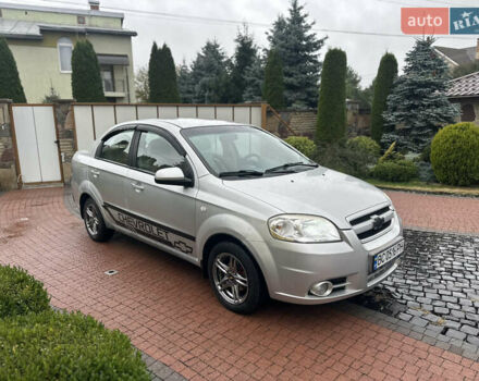 Серый Шевроле Авео, объемом двигателя 1.6 л и пробегом 214 тыс. км за 2650 $, фото 1 на Automoto.ua