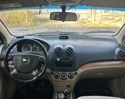 Серый Шевроле Авео, объемом двигателя 1.6 л и пробегом 214 тыс. км за 2700 $, фото 11 на Automoto.ua