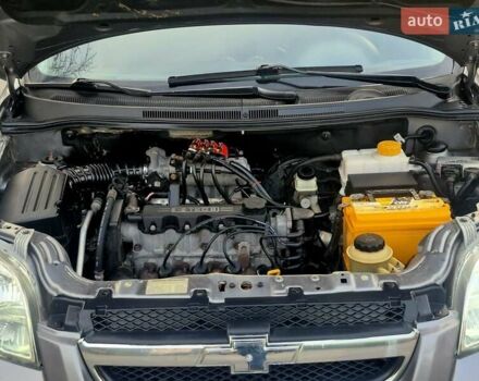 Сірий Шевроле Авео, об'ємом двигуна 1.5 л та пробігом 236 тис. км за 3750 $, фото 18 на Automoto.ua