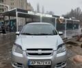 Серый Шевроле Авео, объемом двигателя 1.6 л и пробегом 240 тыс. км за 3800 $, фото 1 на Automoto.ua