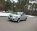 Серый Шевроле Авео, объемом двигателя 1.6 л и пробегом 172 тыс. км за 3900 $, фото 5 на Automoto.ua