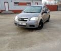 Серый Шевроле Авео, объемом двигателя 1.5 л и пробегом 200 тыс. км за 3000 $, фото 5 на Automoto.ua