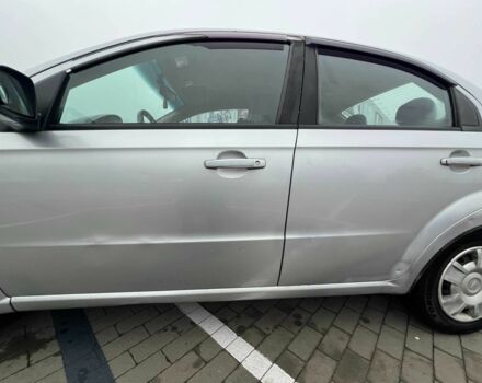 Сірий Шевроле Авео, об'ємом двигуна 1.6 л та пробігом 353 тис. км за 4000 $, фото 4 на Automoto.ua