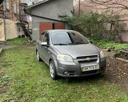 Сірий Шевроле Авео, об'ємом двигуна 1.5 л та пробігом 225 тис. км за 2600 $, фото 3 на Automoto.ua