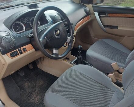 Серый Шевроле Авео, объемом двигателя 1.6 л и пробегом 197 тыс. км за 3500 $, фото 4 на Automoto.ua